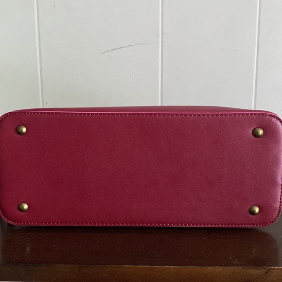 Anne Klein Red Dome Purse - Picture 9 of 13